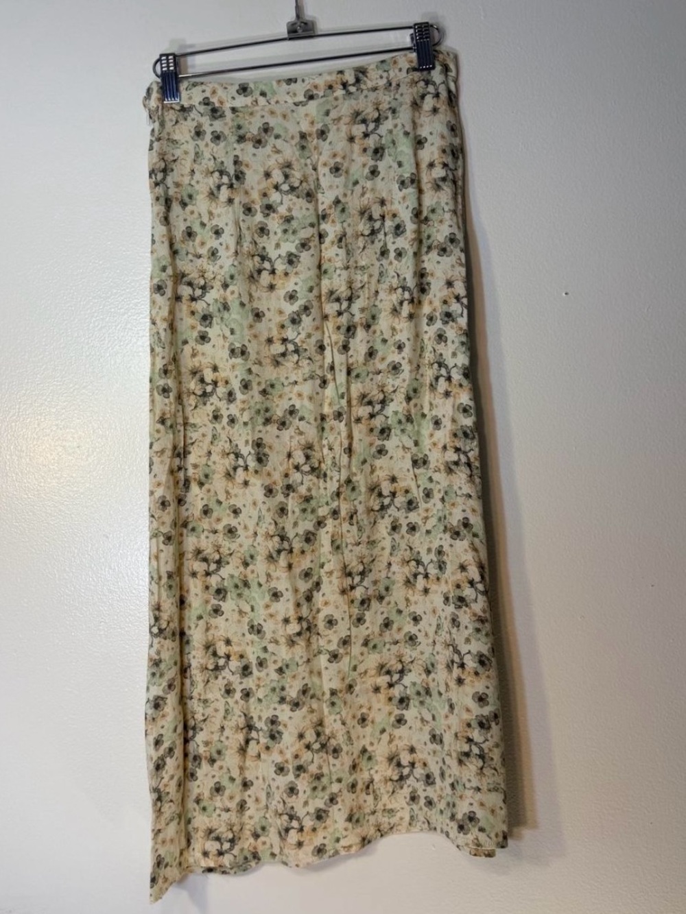 H&M Cream Floral Maxi Skirt with Side Slit